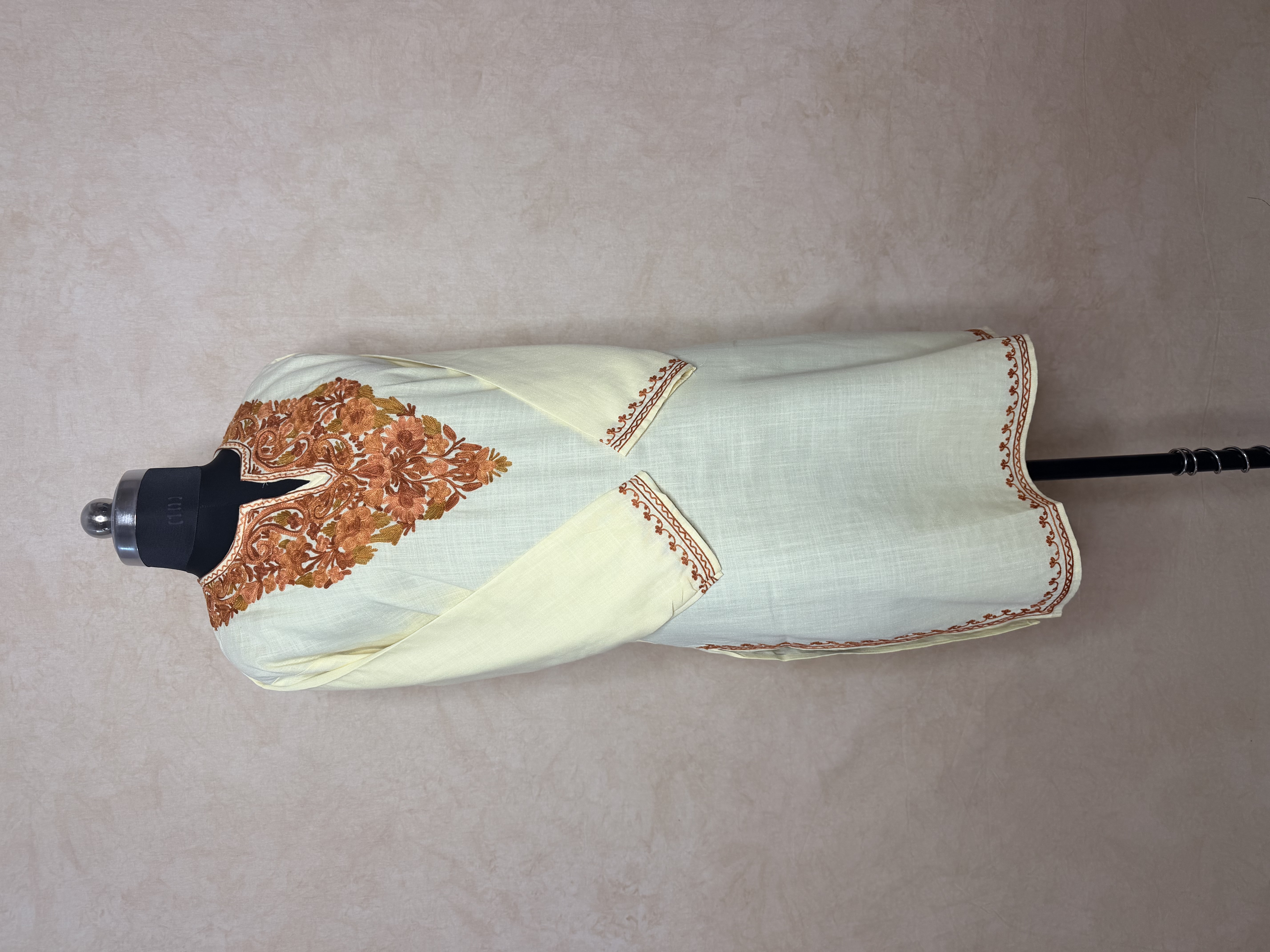 Gulposh Pale Lemon Hand-Guided Aari Embroidered Midi Kurta